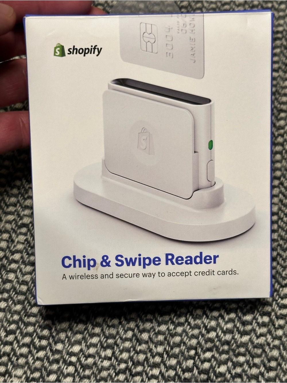 🆕 Chip & Swipe Reader - Wireless Card Reader